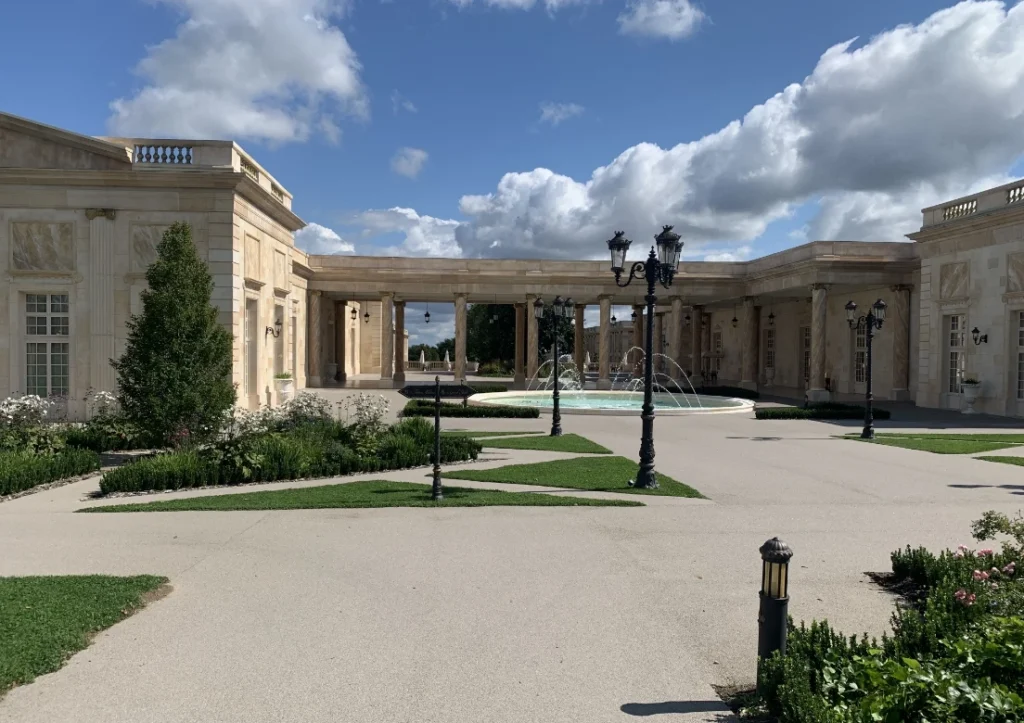 Hotel grand siècle puy du fou